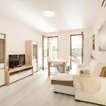 Apartment Gorgeous Apartment In Bardolino *